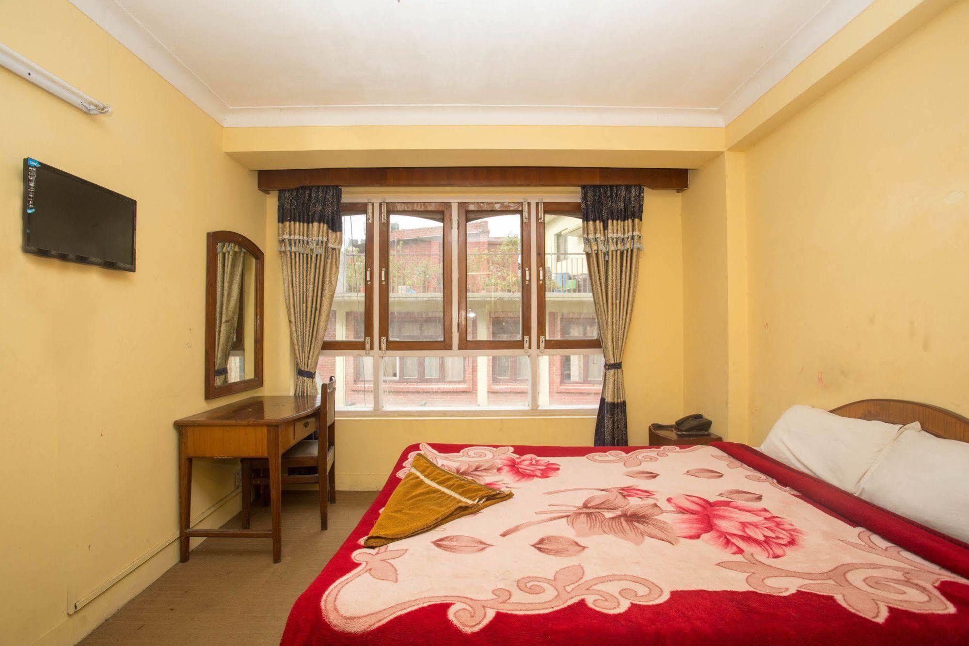 Hotel Red Panda กาฐมาณฑุ ภายนอก รูปภาพ