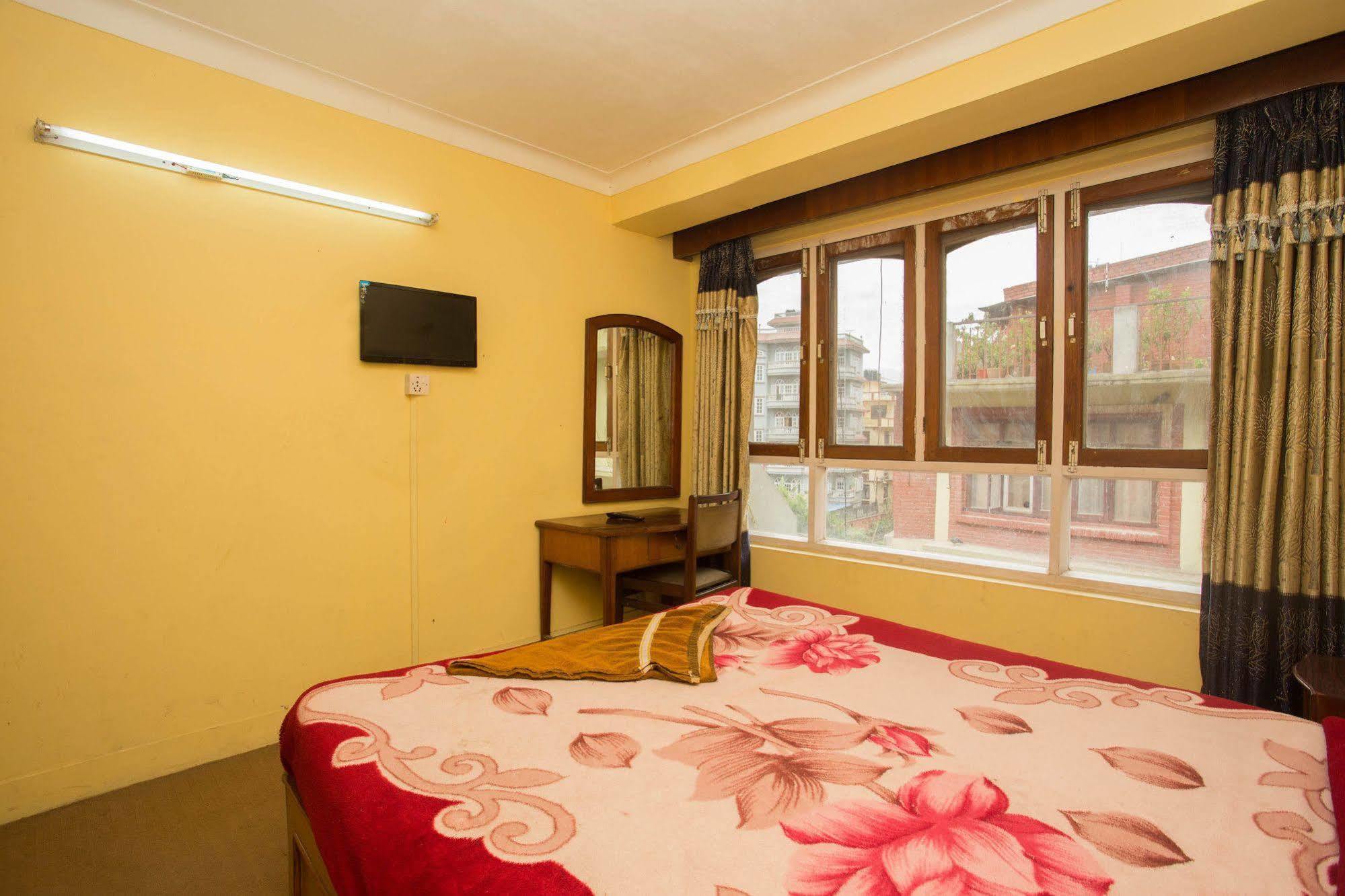 Hotel Red Panda กาฐมาณฑุ ภายนอก รูปภาพ